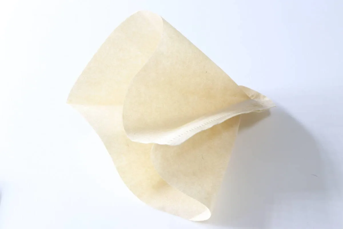 100円ショップ 簡易加湿器 DIY ライフハック 100円ショップのコーヒーフィルターで作る簡易加湿器の作り方1